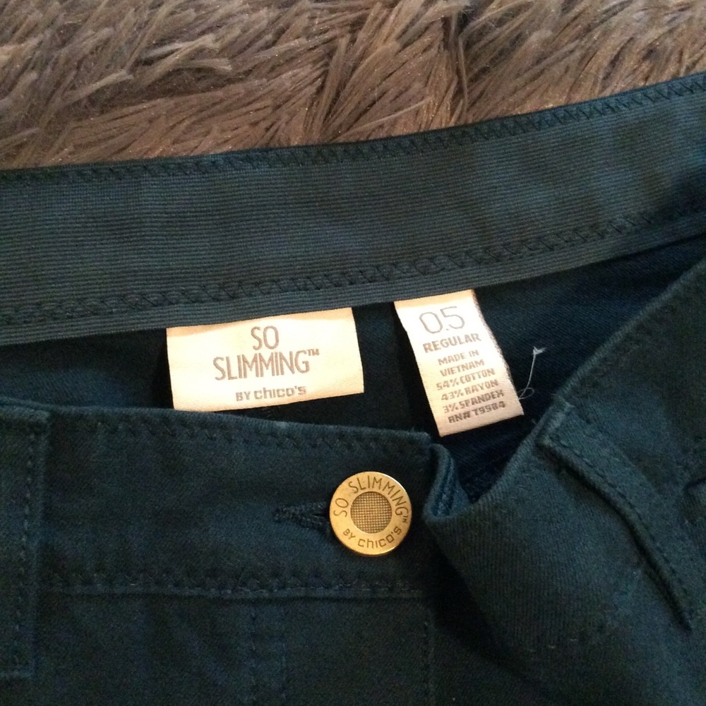 Chico’s so slimming .5 jeans in deep blue/green